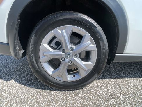 Certified 2024 Honda HR-V LX image 11