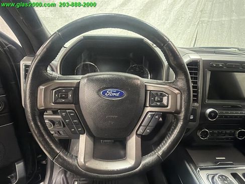 Used 2018 Ford Expedition Max XLT w/ Equipment Group 202A AWD/4WD image 4