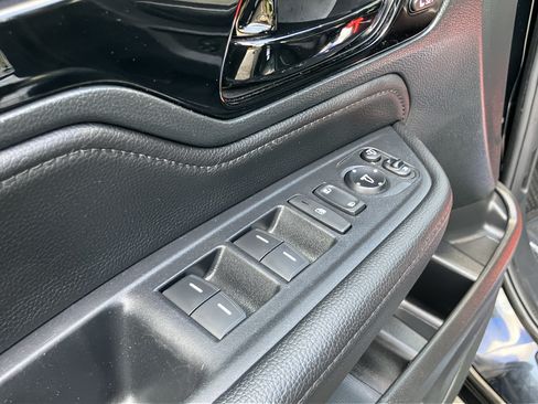 Used 2023 Honda Odyssey Elite image 14