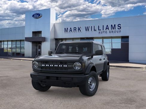 New 2026 Ford Bronco 4-Door AWD/4WD image 2