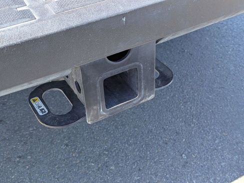 Used 2024 Toyota Tacoma TRD Off-Road image 32