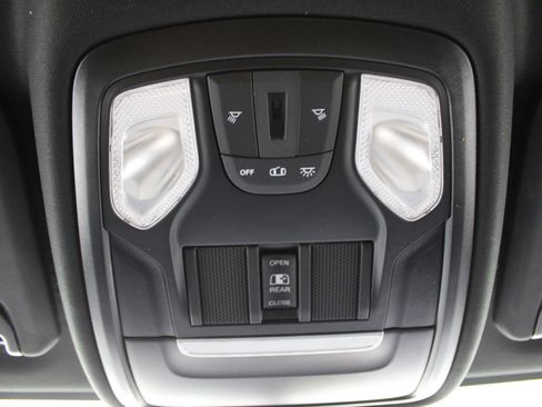 Used 2023 RAM 2500 Tradesman image 21