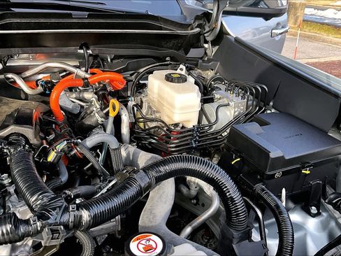 Used 2024 Toyota Tacoma Limited image 33