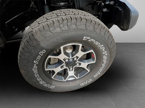 Used 2022 Jeep Wrangler Unlimited Sport AWD/4WD image 34
