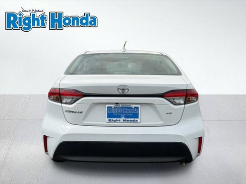 Used 2024 Toyota Corolla LE FWD image 7