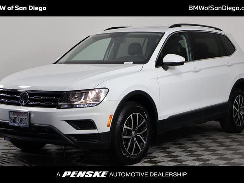Used 2021 Volkswagen Tiguan SE w/ Panoramic Sunroof Package FWD image 1