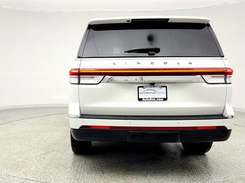 Used 2023 Lincoln Navigator Black Label image 6