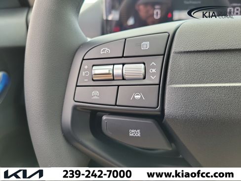 New 2026 Kia K4 FWD image 21