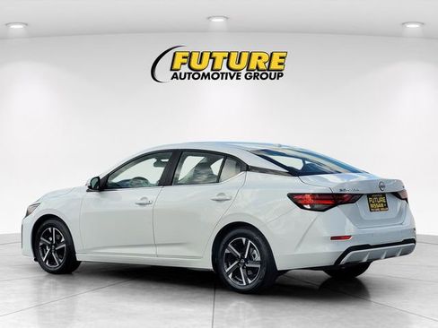 Certified 2024 Nissan Sentra SV image 7