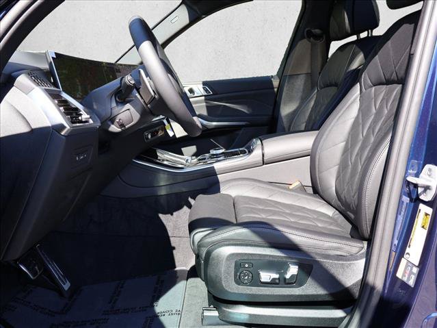 Used 2026 BMW X5 xDrive50e w/ Executive Package AWD/4WD image 4