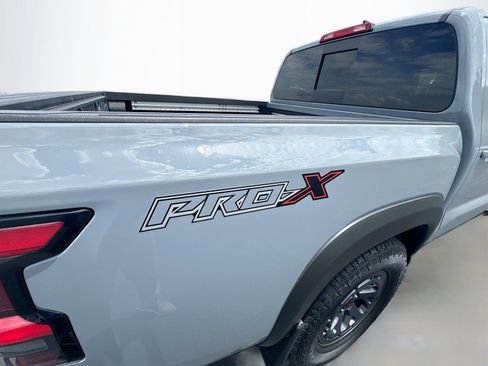Used 2025 Nissan Frontier Pro-X w/ Pro Convenience Package RWD image 30