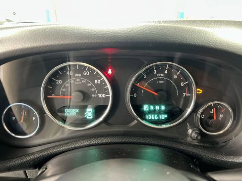 Used 2016 Jeep Wrangler Unlimited Sport w/ Quick Order Package 24S AWD/4WD image 12
