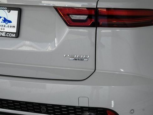 Used 2019 Jaguar E-PACE R-Dynamic SE image 48