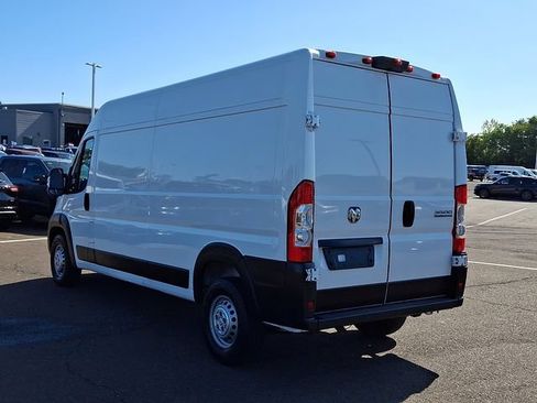Used 2025 RAM ProMaster 3500 w/ Convenience Group FWD image 4