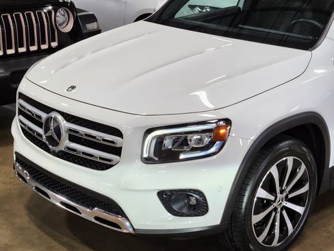 Used 2022 Mercedes-Benz GLB 250 image 14