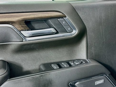 Used 2022 Chevrolet Silverado 1500 RST AWD/4WD image 18