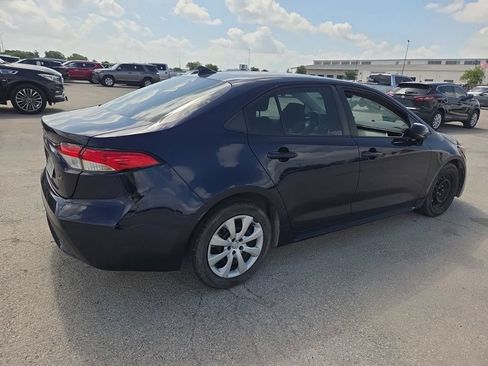 Used 2022 Toyota Corolla LE FWD image 4