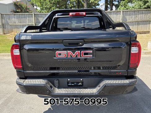 Used 2025 GMC Canyon AT4 w/ Nightfall Edition AWD/4WD image 4