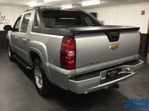 Used 2012 Chevrolet Avalanche LT w/ Suspension Package, Off-Road image 7