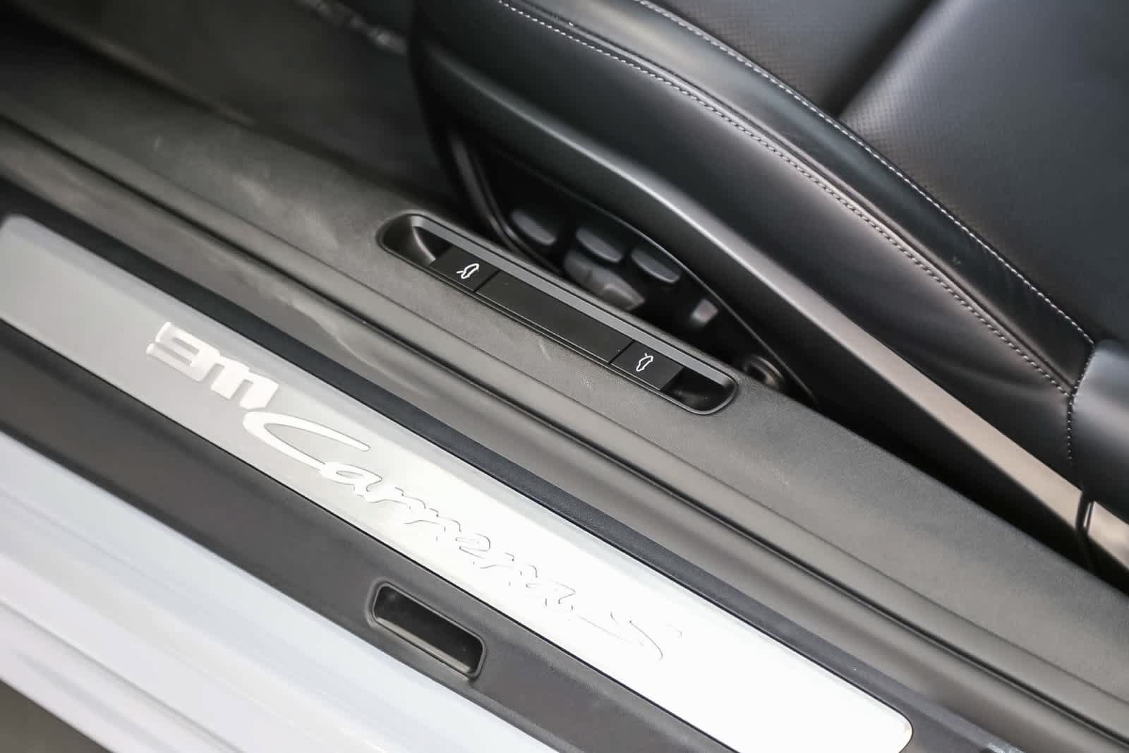 Used 2026 Porsche 911 Carrera S RWD image 25