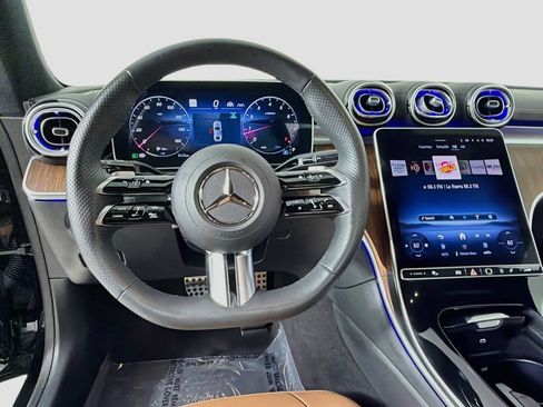 Used 2024 Mercedes-Benz CLE 300 4MATIC Coupe image 11