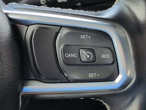 Used 2022 Jeep Wrangler Unlimited Sahara w/ Cold Weather Group AWD/4WD image 27
