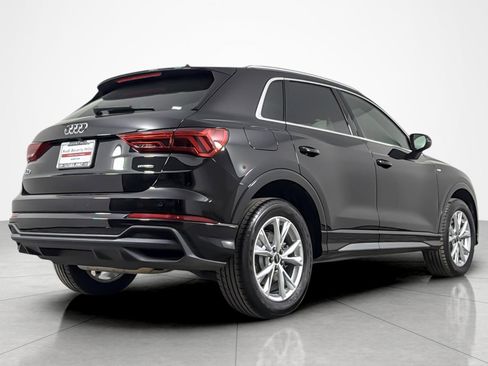 Used 2023 Audi Q3 2.0T Premium w/ Convenience Package AWD/4WD image 5