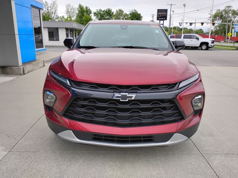 Used 2024 Chevrolet Blazer LT w/ Convenience Package FWD image 5