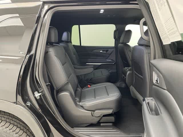 Certified 2026 Chevrolet Traverse LT AWD/4WD image 16