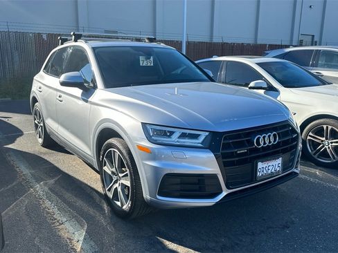 Used 2019 Audi Q5 2.0T Premium Plus w/ Premium Plus Package image 2