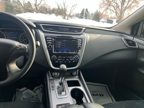Used 2021 Nissan Murano S image 22