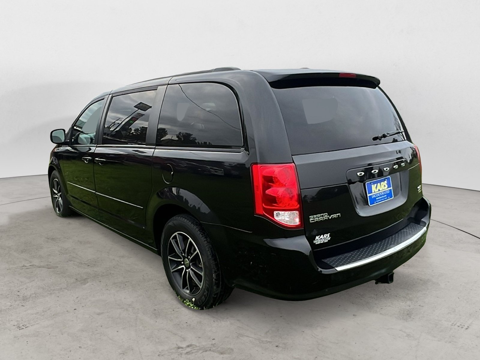 Used 2017 Dodge Grand Caravan GT FWD image 4