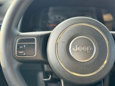 Used 2014 Jeep Compass Sport w/ Power Value Group image 20