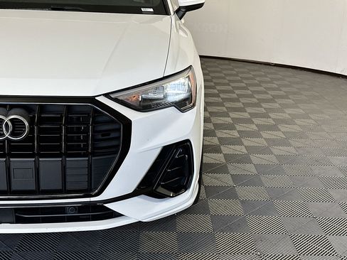 Used 2021 Audi Q3 2.0T Premium w/ Convenience Package image 9