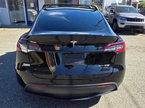 Used 2025 Tesla Model Y Long Range AWD/4WD image 6
