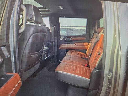 Used 2024 GMC Sierra 1500 Denali Ultimate image 15