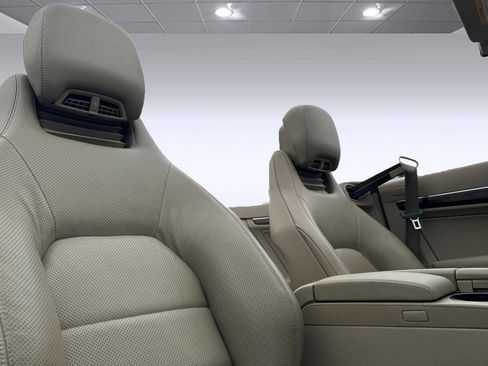 Used 2013 Mercedes-Benz E 350 E 350 image 24