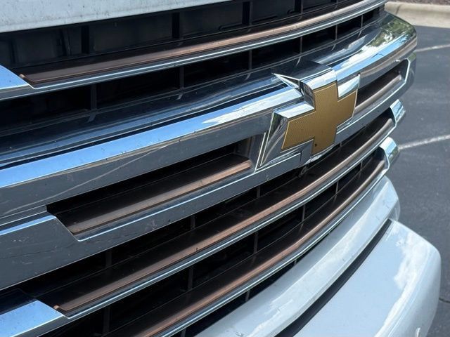 Used 2023 Chevrolet Silverado 2500 High Country w/ Z71 Off-Road Package AWD/4WD image 14