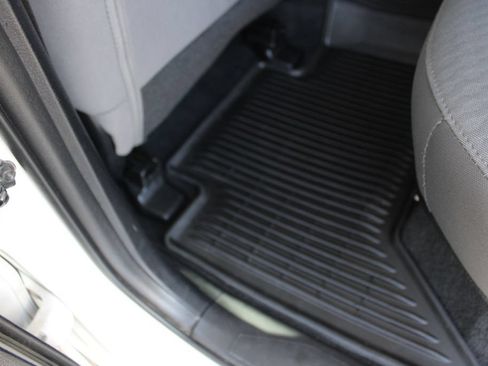 Used 2020 Toyota Tacoma SR AWD/4WD image 49