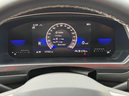 Certified 2024 Volkswagen Tiguan SE AWD/4WD image 15