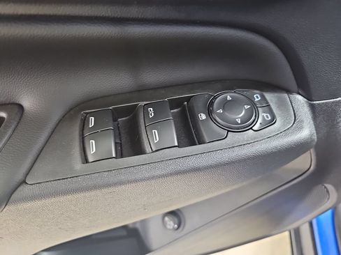 Certified 2024 Chevrolet Equinox LT w/ LPO, Floor Liner Package AWD/4WD image 33