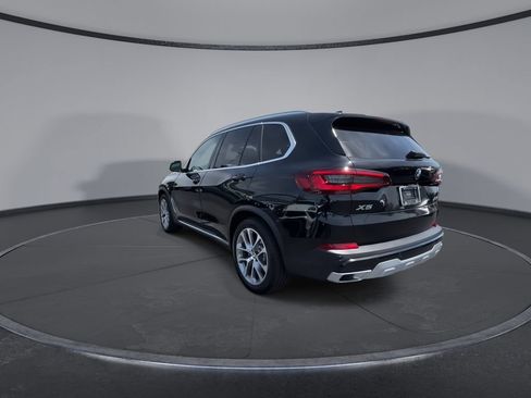 Used 2023 BMW X5 xDrive40i w/ Parking Assistance Package AWD/4WD image 7