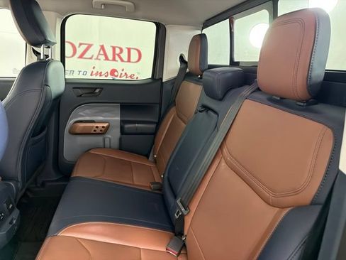 Used 2022 Ford Maverick Lariat w/ Lariat Luxury Package FWD image 13