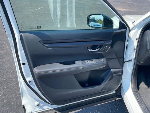 Used 2025 Honda CR-V Sport-L image 15