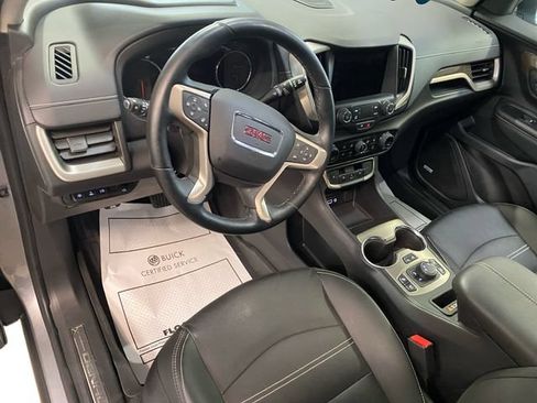 Used 2023 GMC Terrain Denali w/ Denali Premium Package AWD/4WD image 12