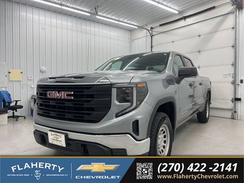 Used 2023 GMC Sierra 1500 Pro w/ Pro Value Package AWD/4WD image 6
