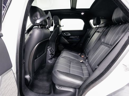 Used 2019 Land Rover Range Rover Velar R-Dynamic SE image 25