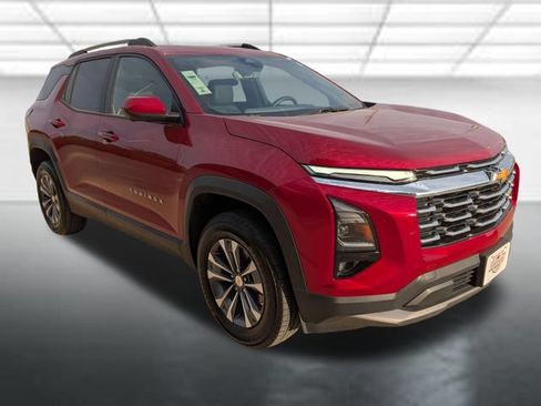 Certified 2025 Chevrolet Equinox LT w/ Convenience Package II FWD image 1
