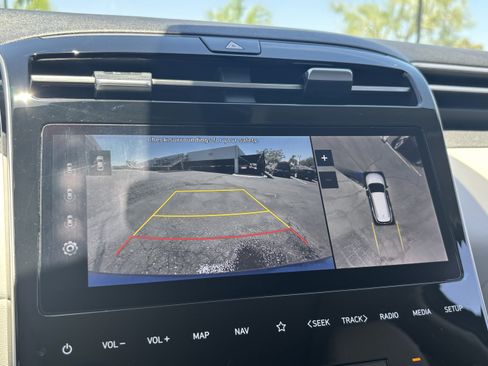 Used 2022 Hyundai Tucson Limited AWD/4WD image 22
