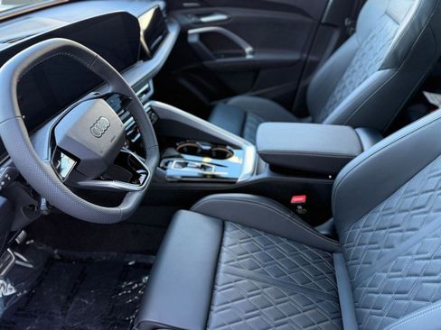 New 2025 Audi SQ5 Premium Plus image 5